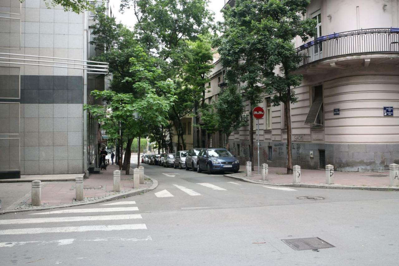 Atelier 22 Lägenhet Belgrad Exteriör bild