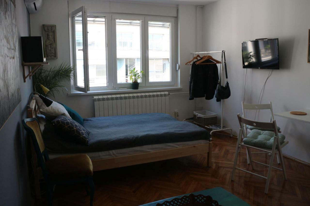 Atelier 22 Lägenhet Belgrad Exteriör bild