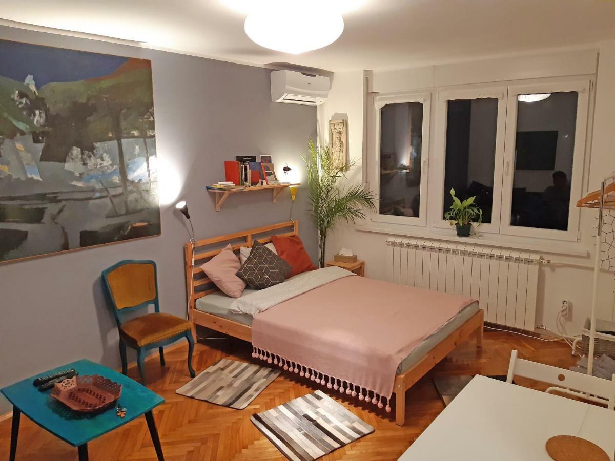 Atelier 22 Lägenhet Belgrad Exteriör bild