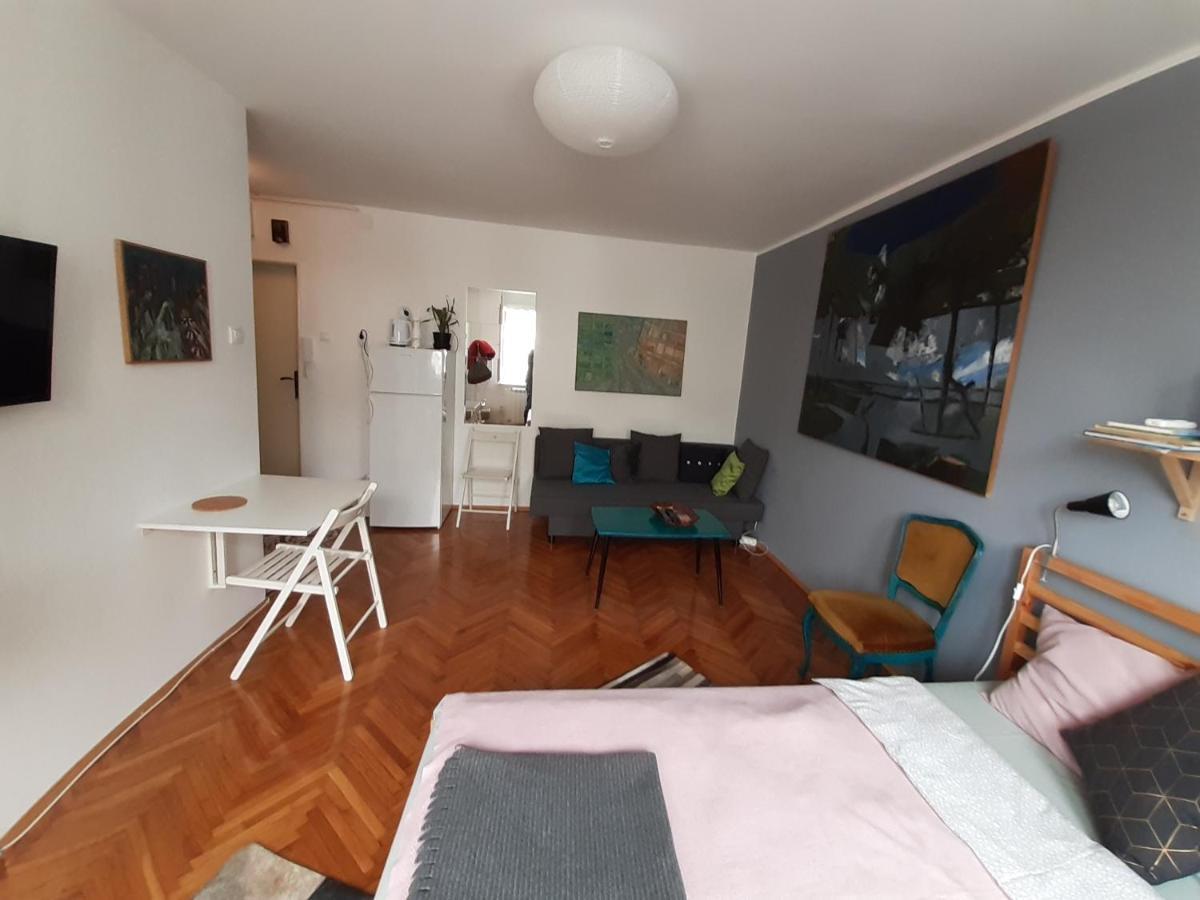 Atelier 22 Lägenhet Belgrad Exteriör bild